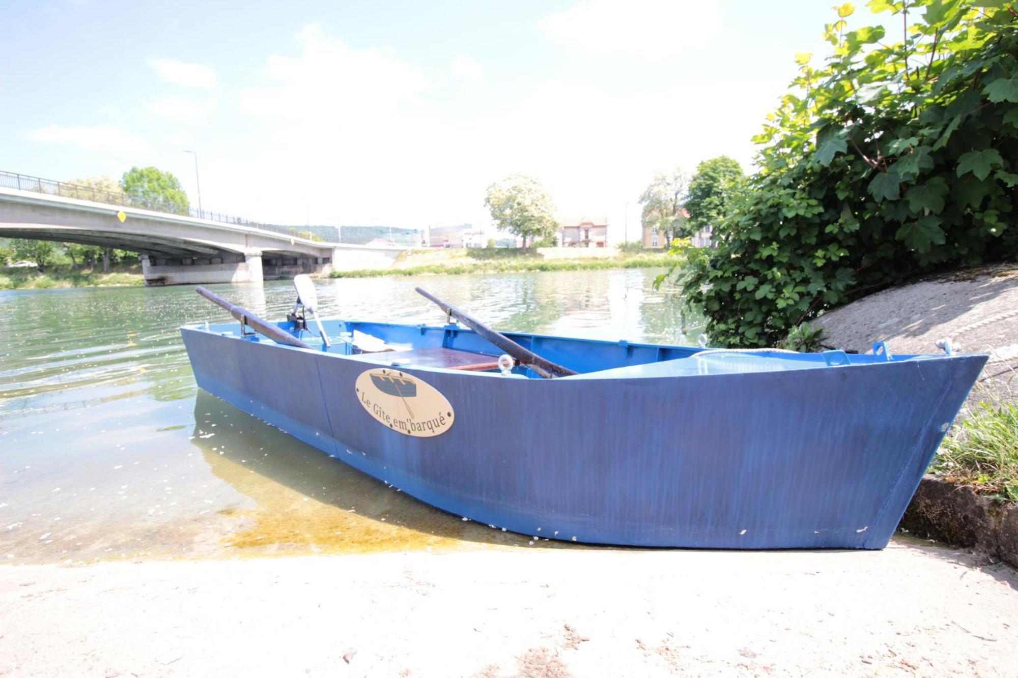 Le Gite Embarque - Gere Par Presta-Zen'Services - Barque Electrique En Supplement Verdun-sur-Meuse Exterior photo